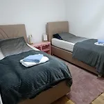 Old Town Apartamento *